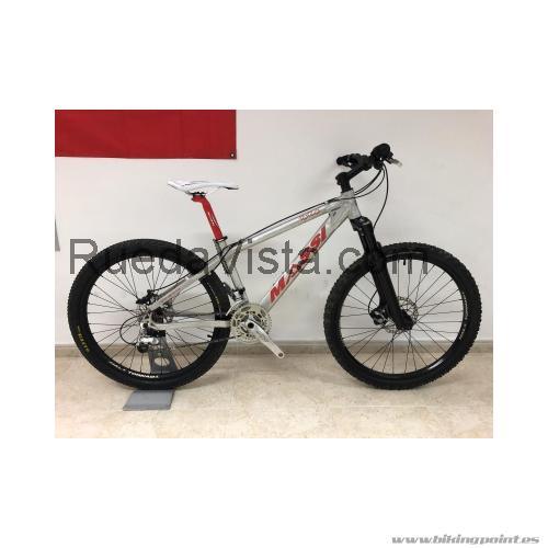 Massi Toro ficha técnica y opiniones